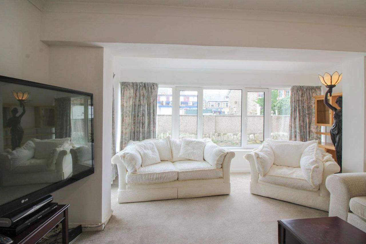 Clifton Villa New Quay Екстериор снимка